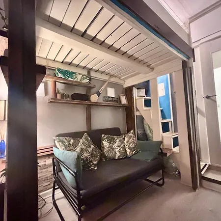 Studio At 39-3