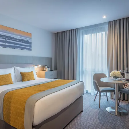 Maldron Hotel Merrion Road-2