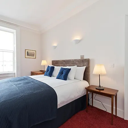 Henrietta Suites City Centre-3