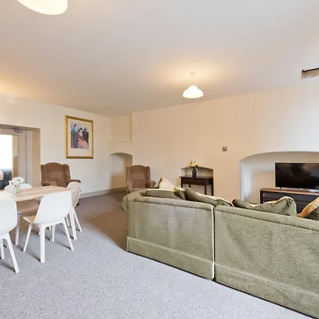 Henrietta Suites City Centre-2