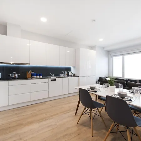 Yugo Explore - Kavanagh Court-2