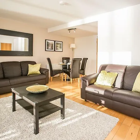 Grand Canal Square Apartments-3