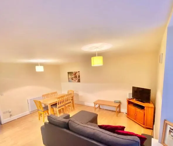 2 Bed In City Centre