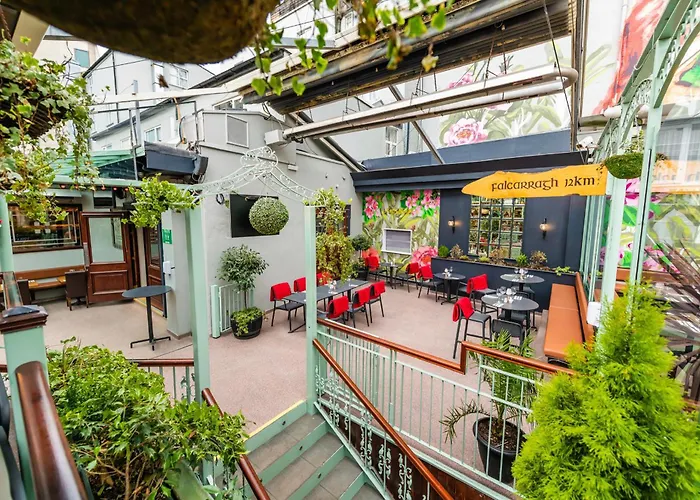 Harcourt Hotel
