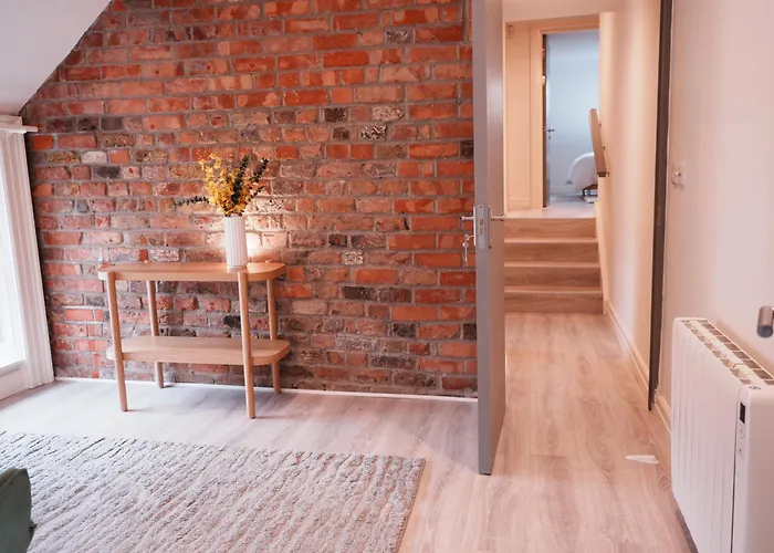 Spire Entire Attic Apartment No Kitchen