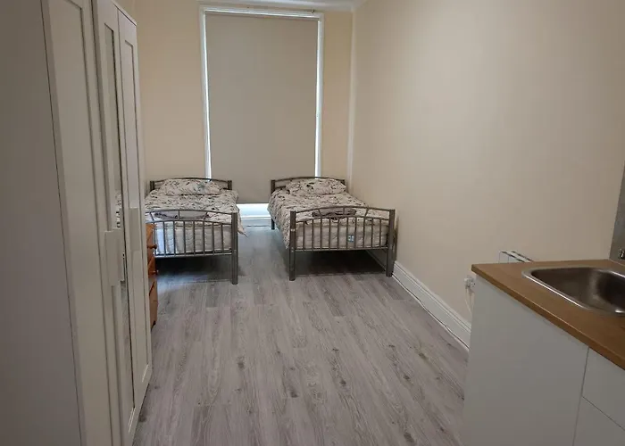 Dublin Palm 2 Apartment