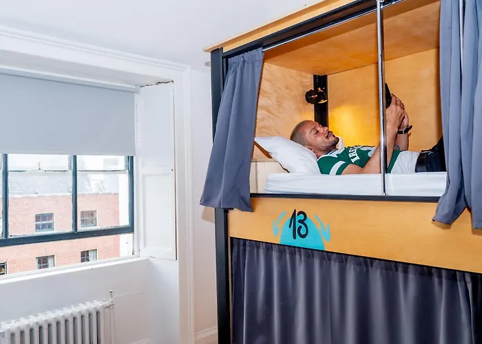 Leevin Hostel George Dublin