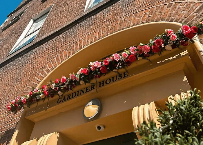 Gardiner House