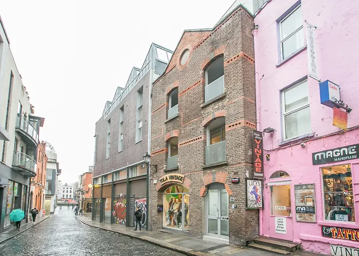 Temple Bar Crown Square Apartments Dublin