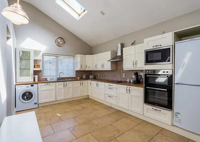 Dublin Airport Homestay