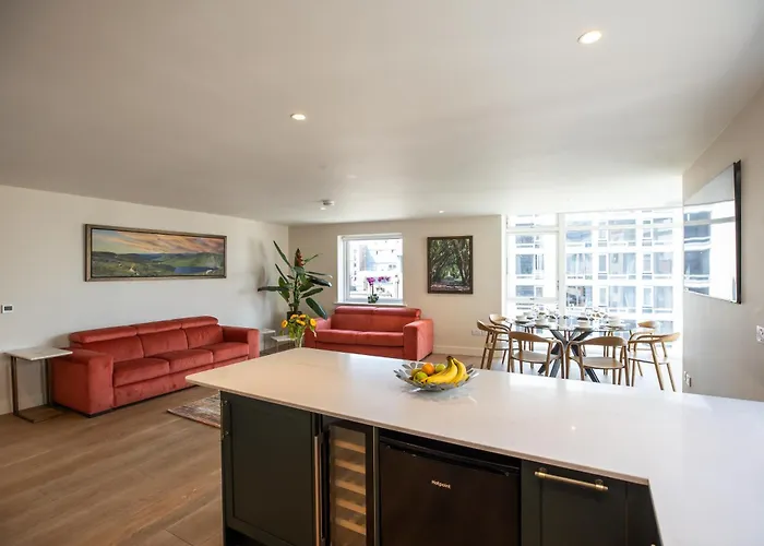 Parnell Corner Apartments