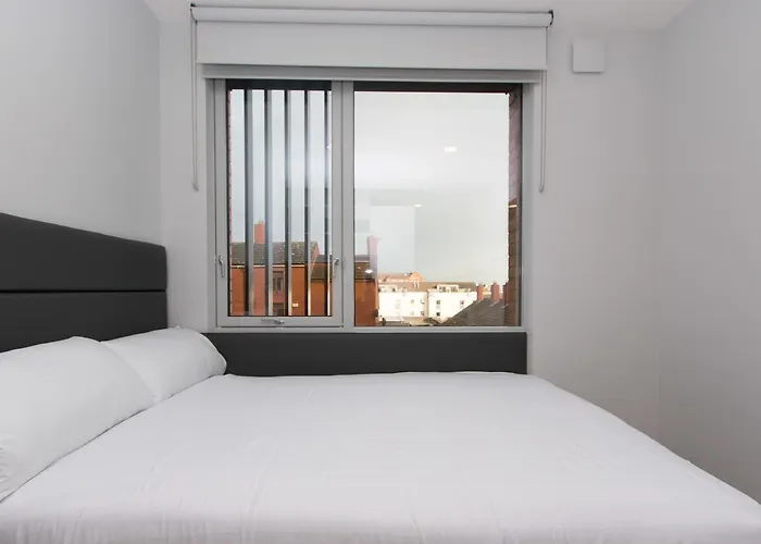 Destiny Student - New Mill Hotel Dublin