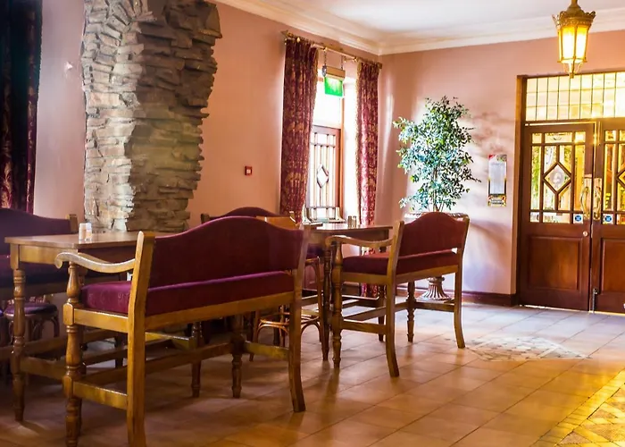 Sheldon Park Hotel And Leisure Club