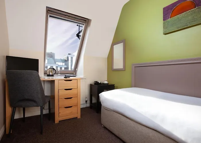 Dublin Central Inn