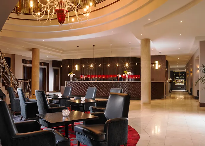 Red Cow Moran Hotel