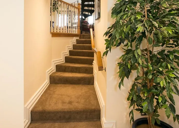 Parnell Boulevard Apartments