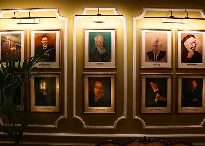 Kilronan House