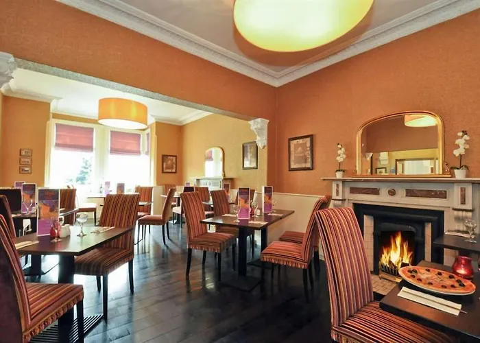Maples House Hotel