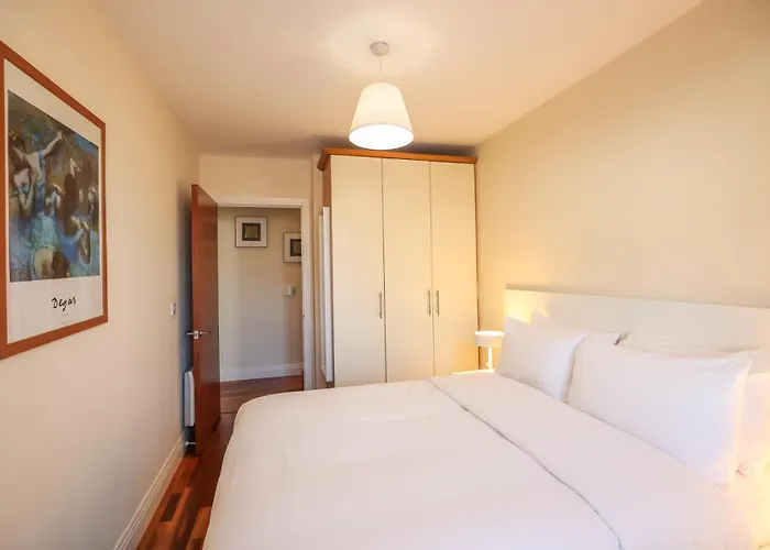 Grand Canal Square Apartments